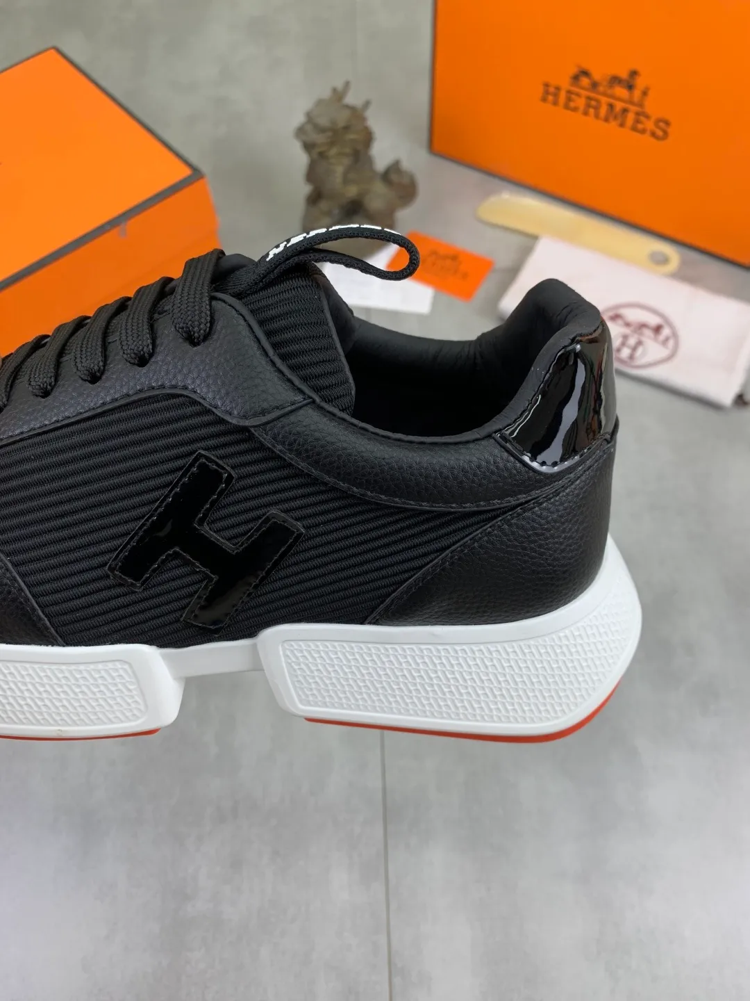 Men's men's shoes P460 new style [HERMES] Hermès - High-end quality original order - Upper: 🔝Nappa calfskin, sewn brand 'H' totem - Inner: water-dyed cowhide - Outsole: ultra-light TPU foam; molded outsole - Ultra-high quality control·Fine workmanship: highlighted (high-end·nobility·grade) -Size: 38-44 (45 can be customized)·